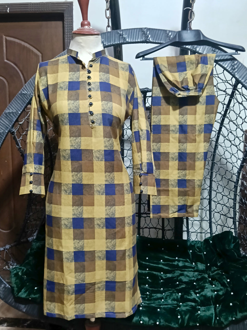 50%off Winter collection floral crystal khaddar 2p Long Length