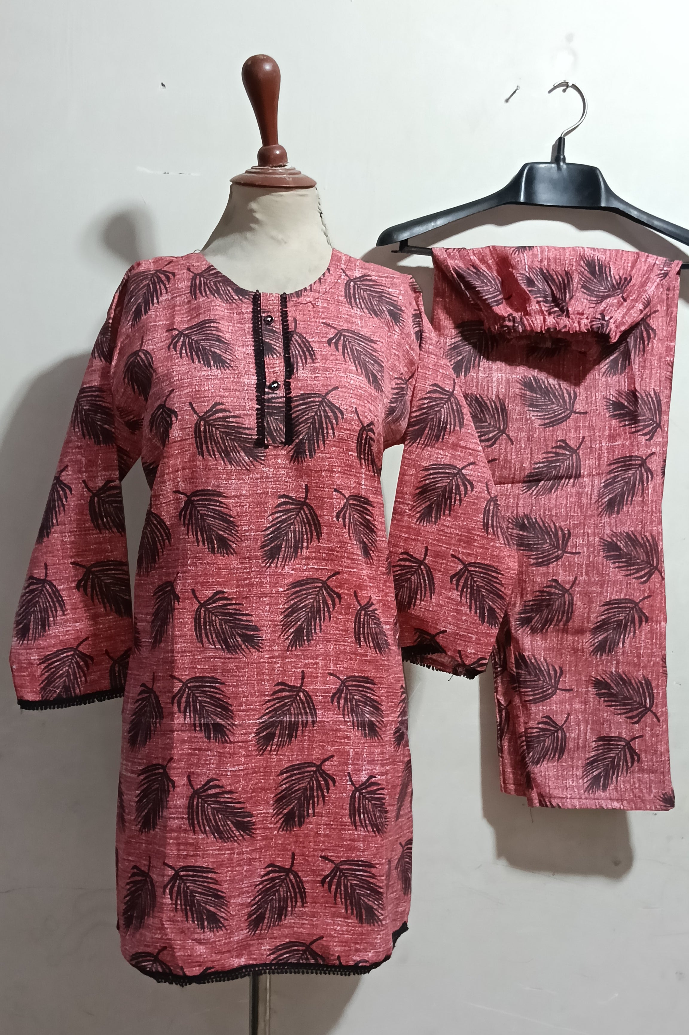 50% off Floral winter khaddar 2p Large and XL with Lace work