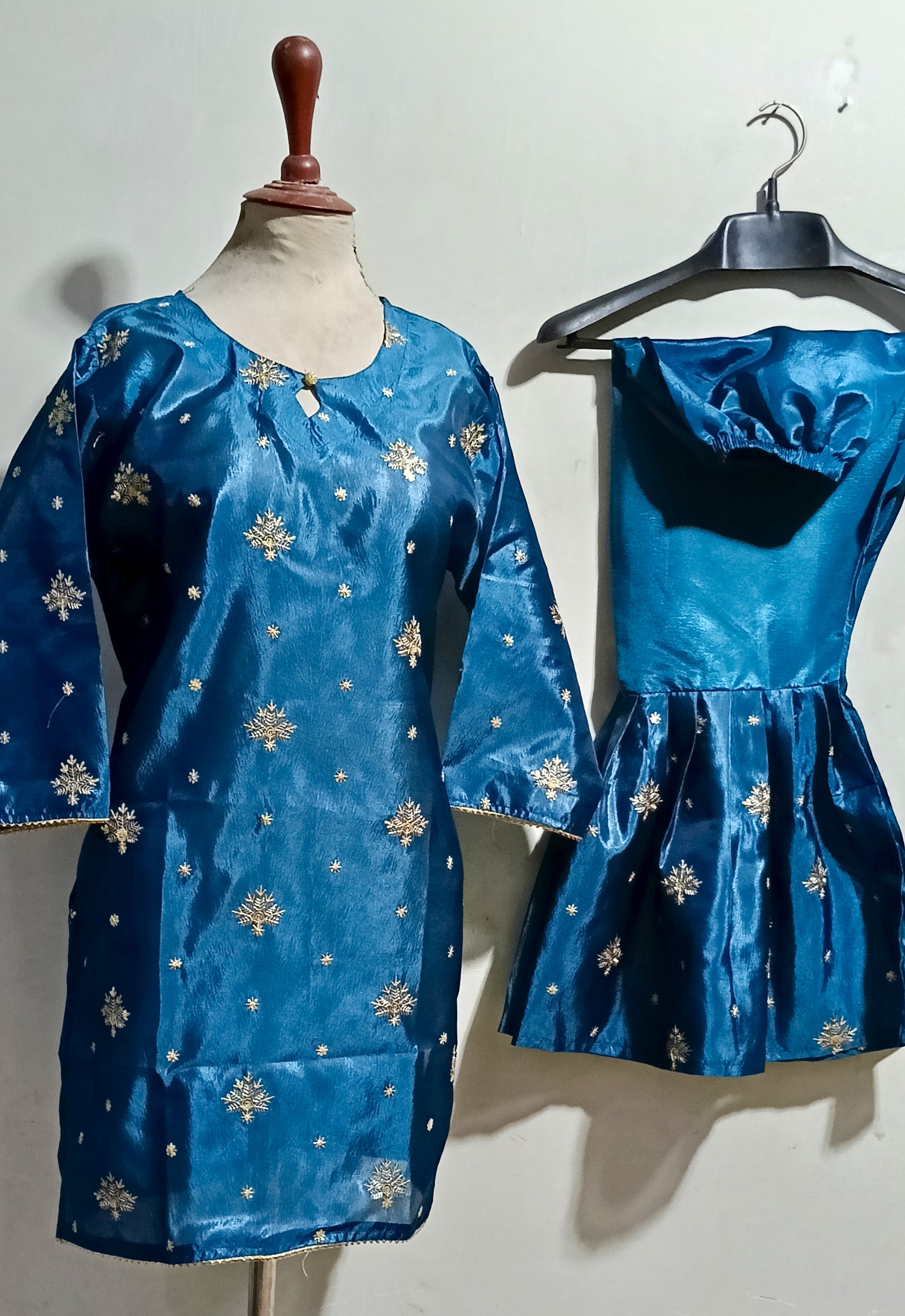 (60%off) Treday embroided china Shamoz silk sharara 2p Co-ord set