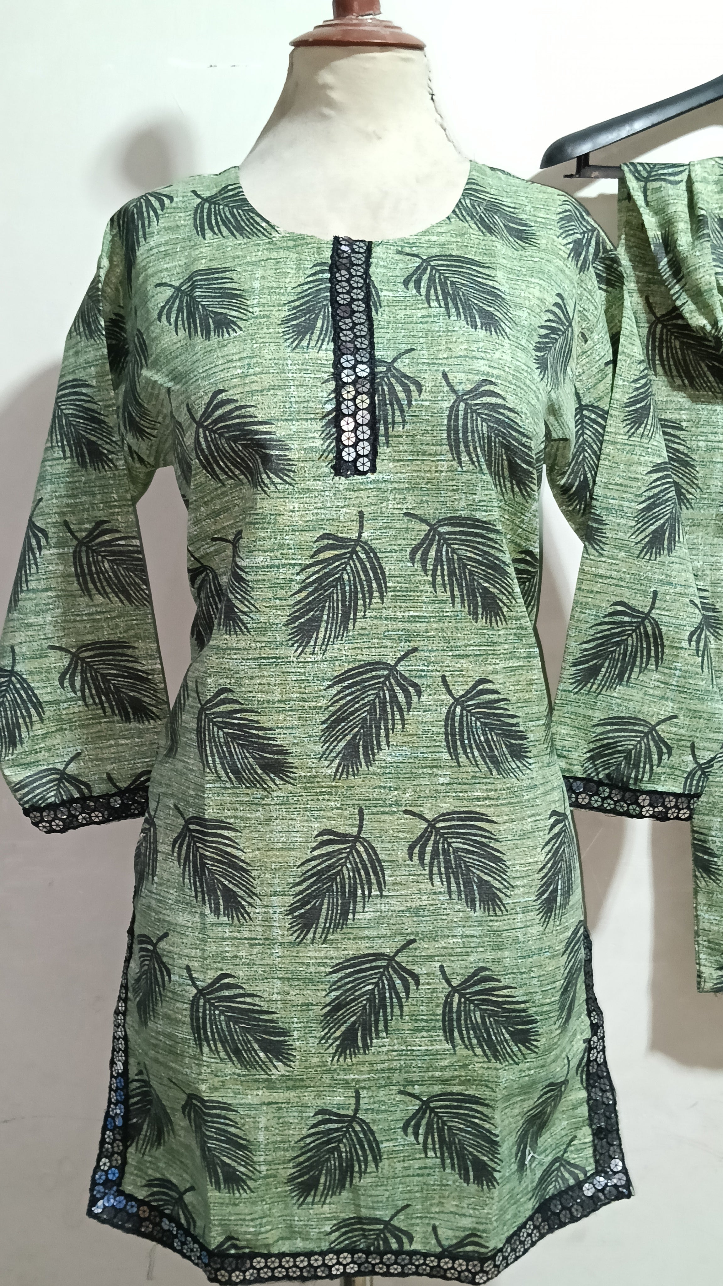 50%off Winter collection floral crystal khaddar 2p Long Length