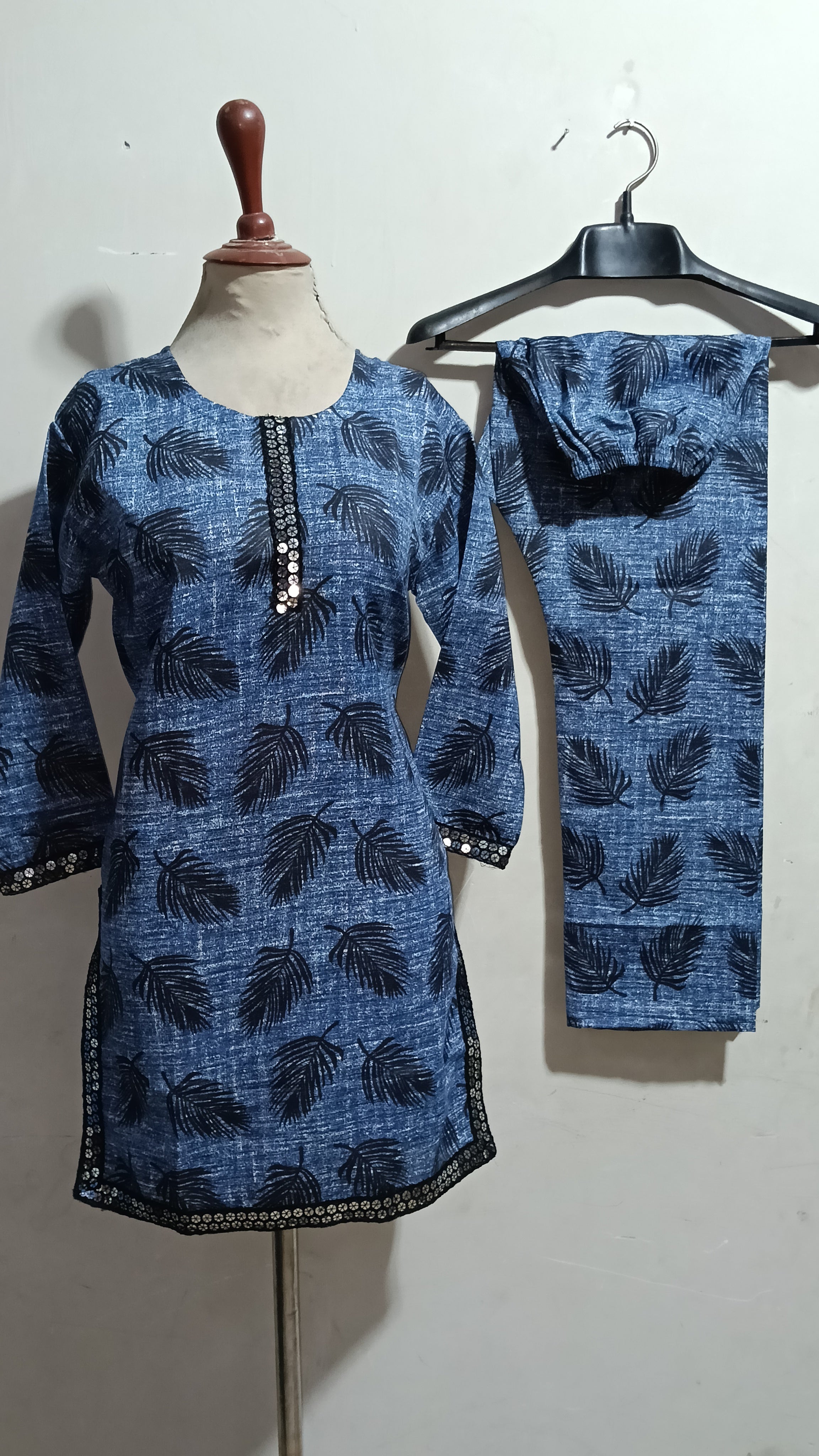 50%off Winter collection floral crystal khaddar 2p Long Length