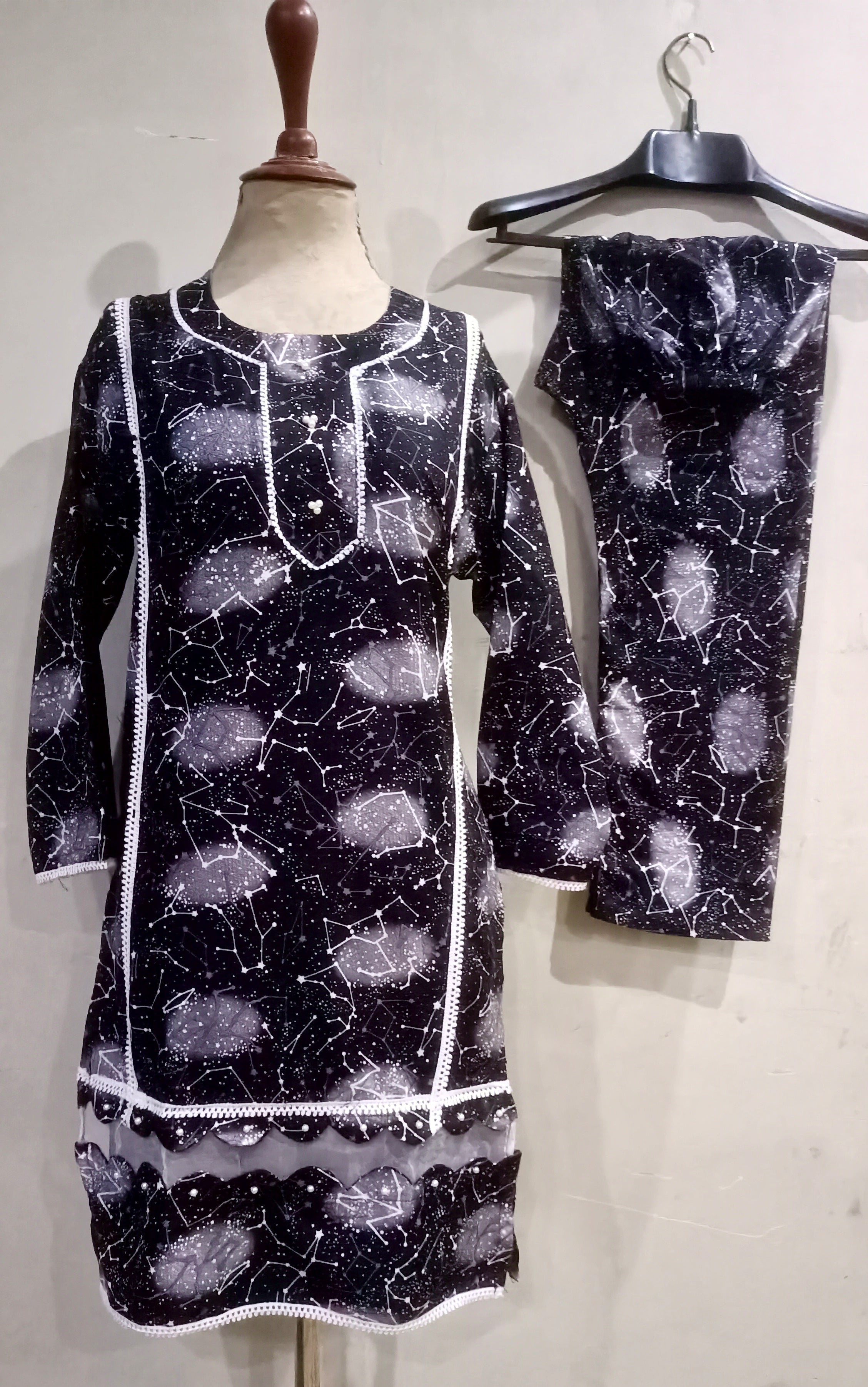 Floral –poly cotton digital print cutwork tishu pach Co-Ords 2Pc Set 🌸