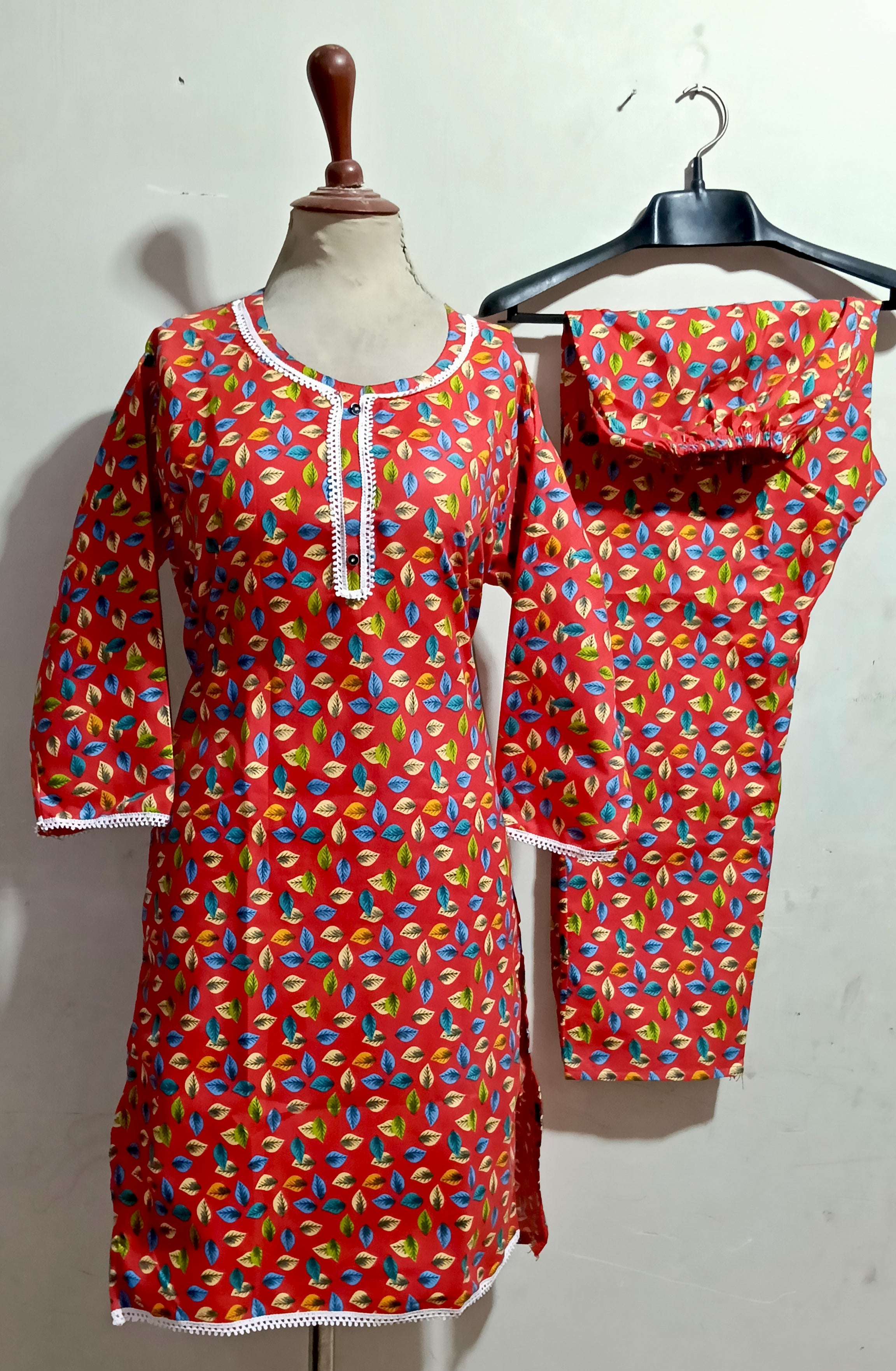 50% off Floral winter khaddar 2p Large and XL with Lace work